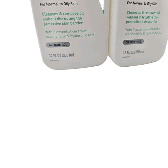 CeraVe Daily Face Wash, Foaming Cleanser for Normal to Oily Ski ,12 fl oz 3 pack - Picture 3 of 3